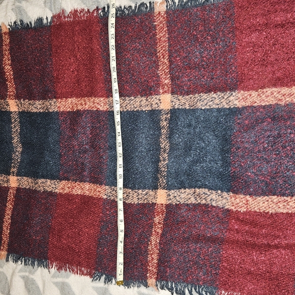 NWOT Plaid Navy Maroon Light Orange Wool-like Scarf Frayed Edges Soft Not Itchy - Picture 6 of 7